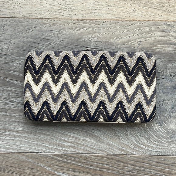 EUC Silver, Black, White, Metallic Crocheted Wallet/Clutch-8”x4” - Picture 1 of 6